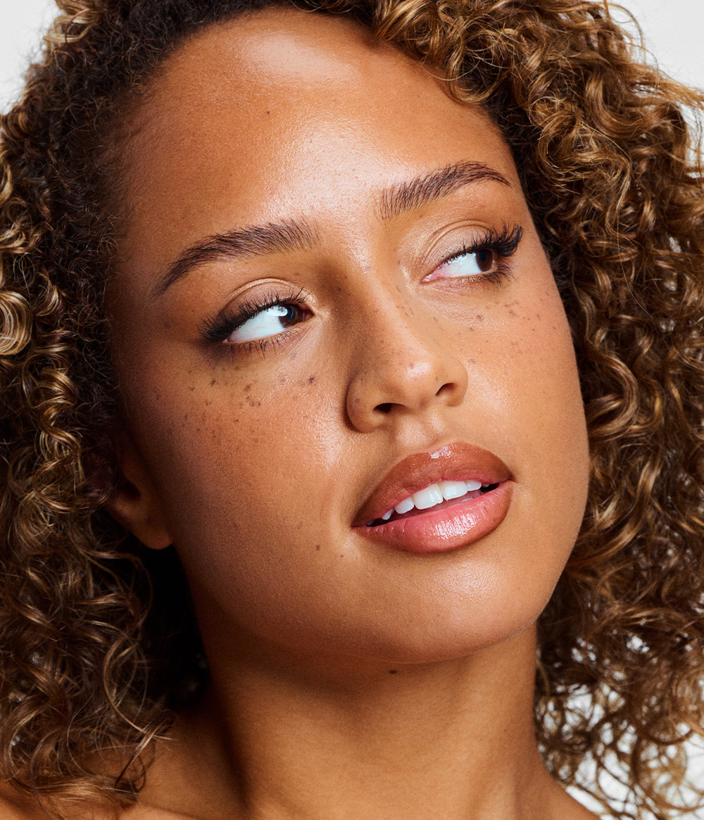 FRONT ROW FOUNDATION 4W