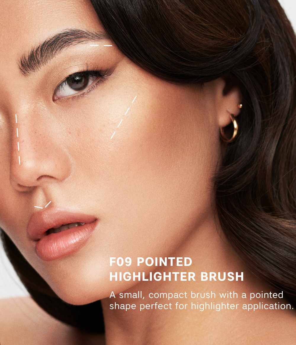 ESSENTIAL BRUSH KIT - FACE