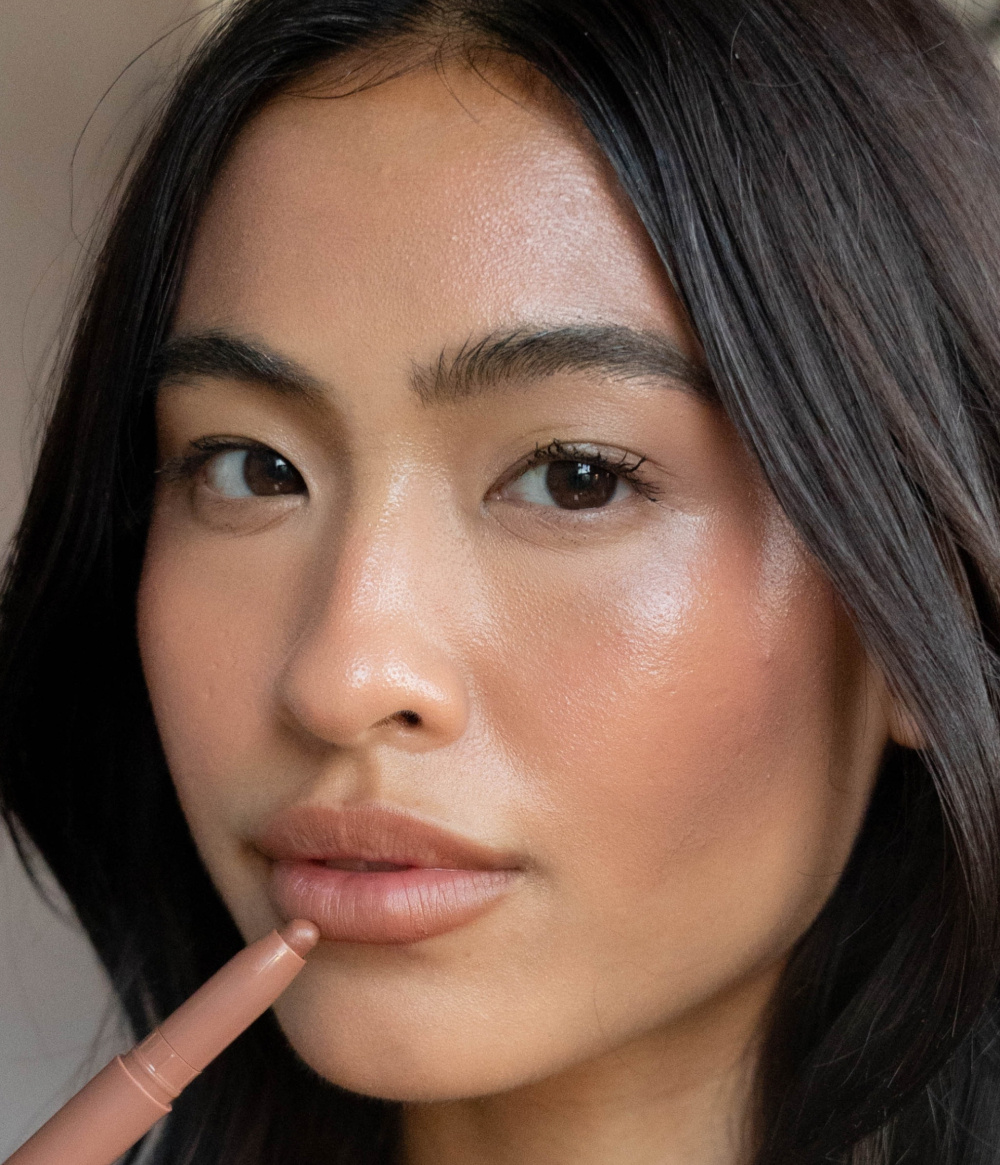 CARAMEL CUTIE LIP CRAYON