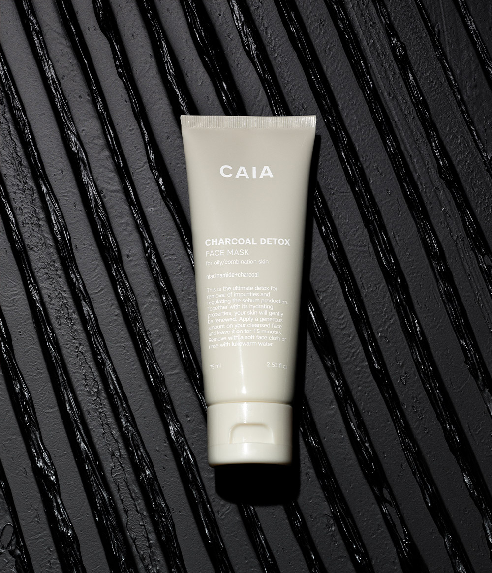 CHARCOAL DETOX FACE MASK